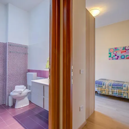 Alelu Classy And Chic Stresa Center Apartment With Terrace - Happy Rentals Apartament Stresa