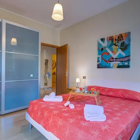 Apartment Alelu Classy And Chic Center - Happy