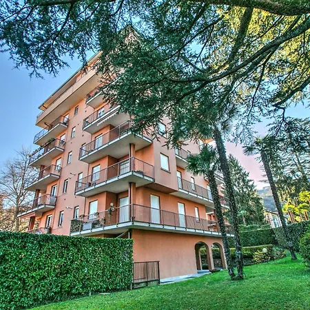 Apartament Alelu Classy And Chic Stresa Center Apartment With Terrace - Happy Rentals