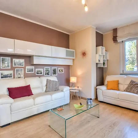 Alelu Classy And Chic Stresa Center Apartment With Terrace - Happy Rentals *