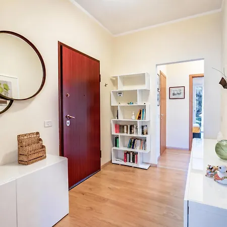 Alelu Classy And Chic Stresa Center Apartment With Terrace - Happy Rentals