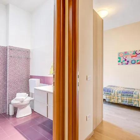 Apartament Alelu Classy And Chic Stresa Center Apartment With Terrace - Happy Rentals *