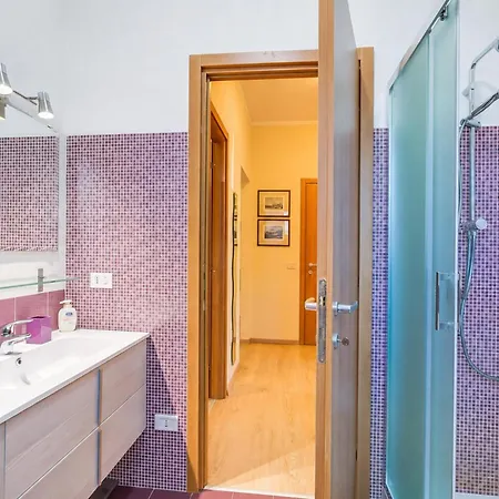 Apartament Alelu Classy And Chic Stresa Center Apartment With Terrace - Happy Rentals