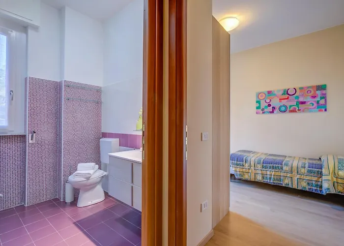 Alelu Classy And Chic Center - Happy Lägenhet Stresa